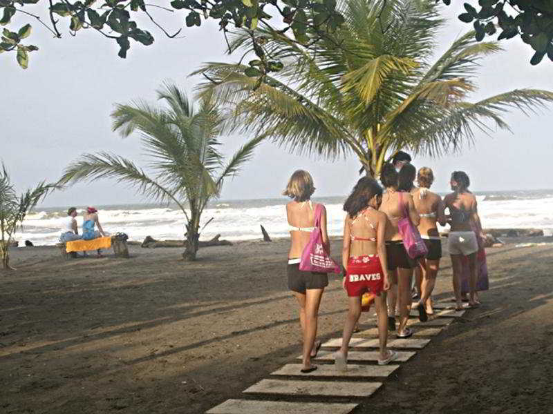 Turtle Beach Lodge Tortuguero Bagian luar foto
