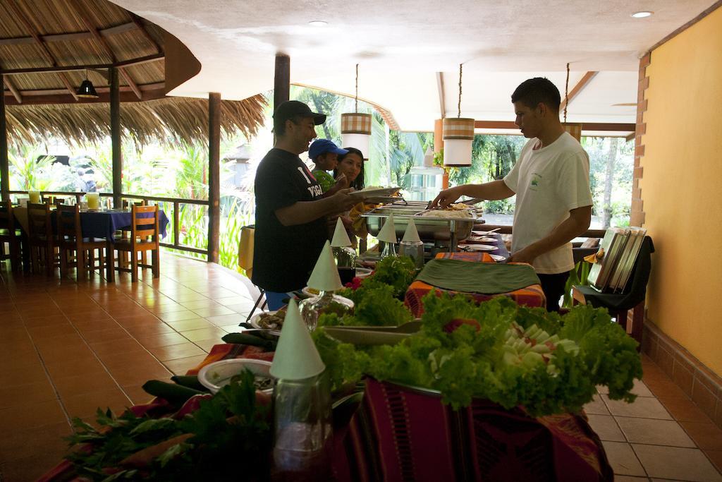 Turtle Beach Lodge Tortuguero Bagian luar foto