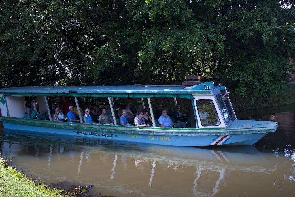 Turtle Beach Lodge Tortuguero Bagian luar foto