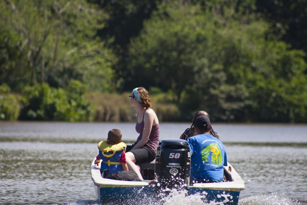Turtle Beach Lodge Tortuguero Bagian luar foto